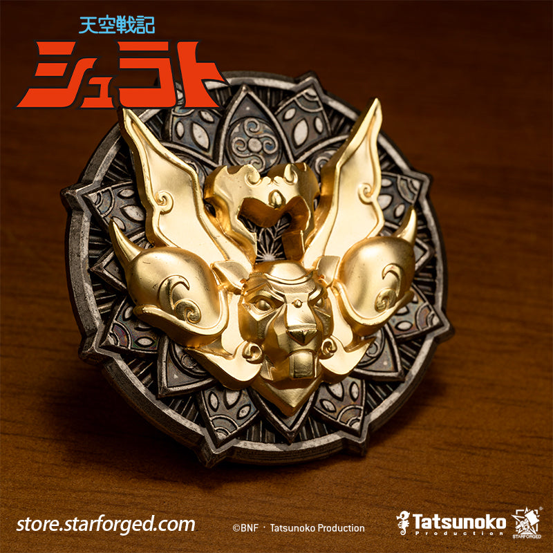 Starforged TenKuu Senki Shurato Shura King Sacred Armor Pin Badge Offical Licensed Anime Collectible Gift The iconic armor of Shura-Oh from Legend of Heavenly Sphere Shurato is distilled into a refined, understated metal brooch.  Precision-cast in carefully selected zinc alloy, it features sculpted layers, intricate details, and a finely finished texture. Free from excessive ornamentation, its minimalist armor-inspired lines express both fiery passion and unwavering conviction. 
