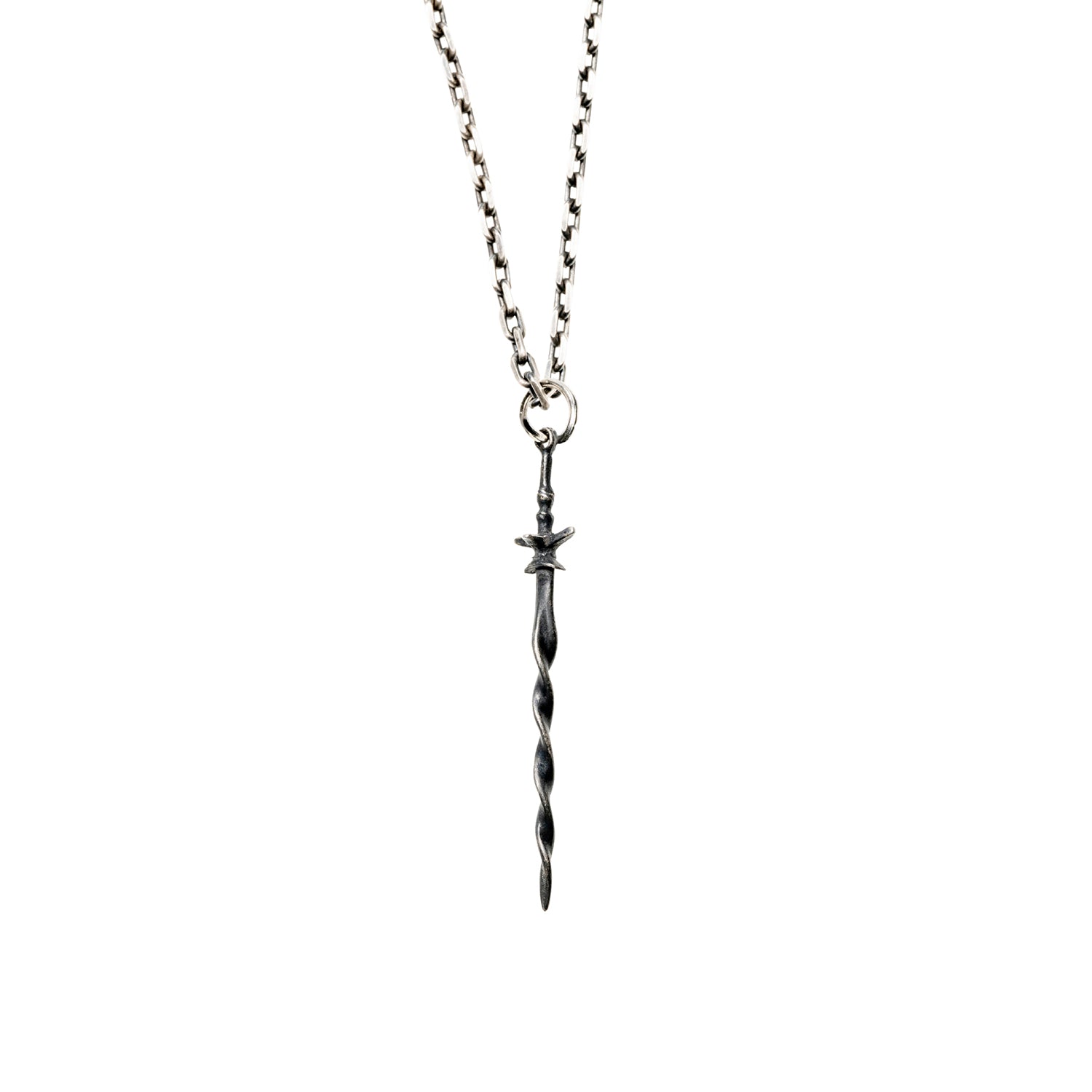 Starforged DARK SOULS III Coiled Sword Pendant Soul of Cinder Game Merchandise Officially Authorized Sword missing from the shrine bonfire.Cannot be equipped as a weapon.Thrust into the shrine bonfire to restore its power and enable travel between bonfires.This sword is only bequeathed to chosen ash, as judged by the Iudex, who awaits the arrival of ash as a scabbard.