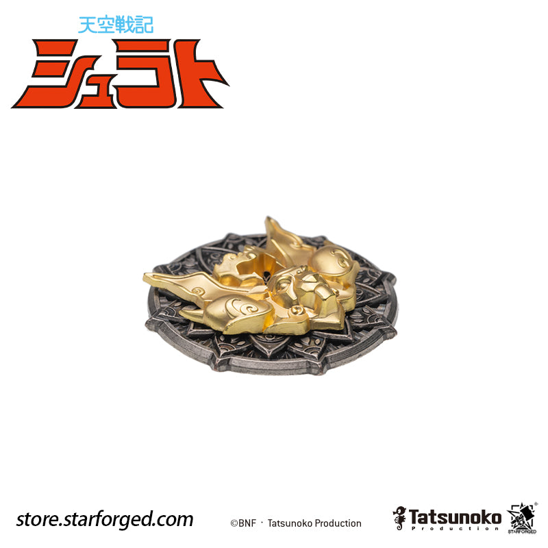 Starforged TenKuu Senki Shurato Shura King Sacred Armor Pin Badge Offical Licensed Anime Collectible Gift The iconic armor of Shura-Oh from Legend of Heavenly Sphere Shurato is distilled into a refined, understated metal brooch.  Precision-cast in carefully selected zinc alloy, it features sculpted layers, intricate details, and a finely finished texture. Free from excessive ornamentation, its minimalist armor-inspired lines express both fiery passion and unwavering conviction. 