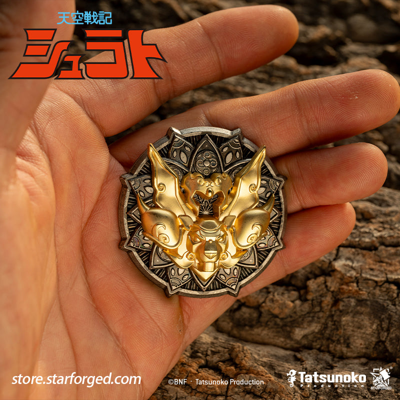 Starforged TenKuu Senki Shurato Shura King Sacred Armor Pin Badge Offical Licensed Anime Collectible Gift The iconic armor of Shura-Oh from Legend of Heavenly Sphere Shurato is distilled into a refined, understated metal brooch.  Precision-cast in carefully selected zinc alloy, it features sculpted layers, intricate details, and a finely finished texture. Free from excessive ornamentation, its minimalist armor-inspired lines express both fiery passion and unwavering conviction. 