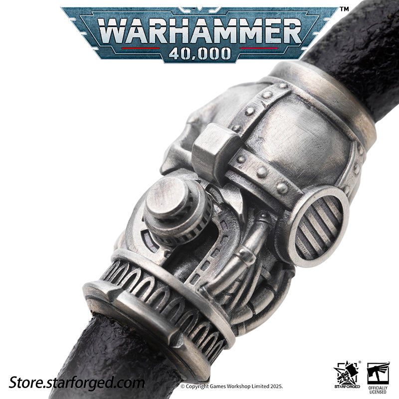 Starforged Warhammer 40K The Imperium Servo Skull Leather Braclet Men's Jewelry Accessories The skull is one of the most important symbols of the Imperium. It represents not only sacrifice but also the purity of mankind. The flesh of traitors, heretics, and xenos often deviates significantly from that of pure humans, with one of the most pronounced mutations being in their skulls. It is for this very reason that the skull is recognized as an emblem of human purity and the sacrifice made to defend it. Throug