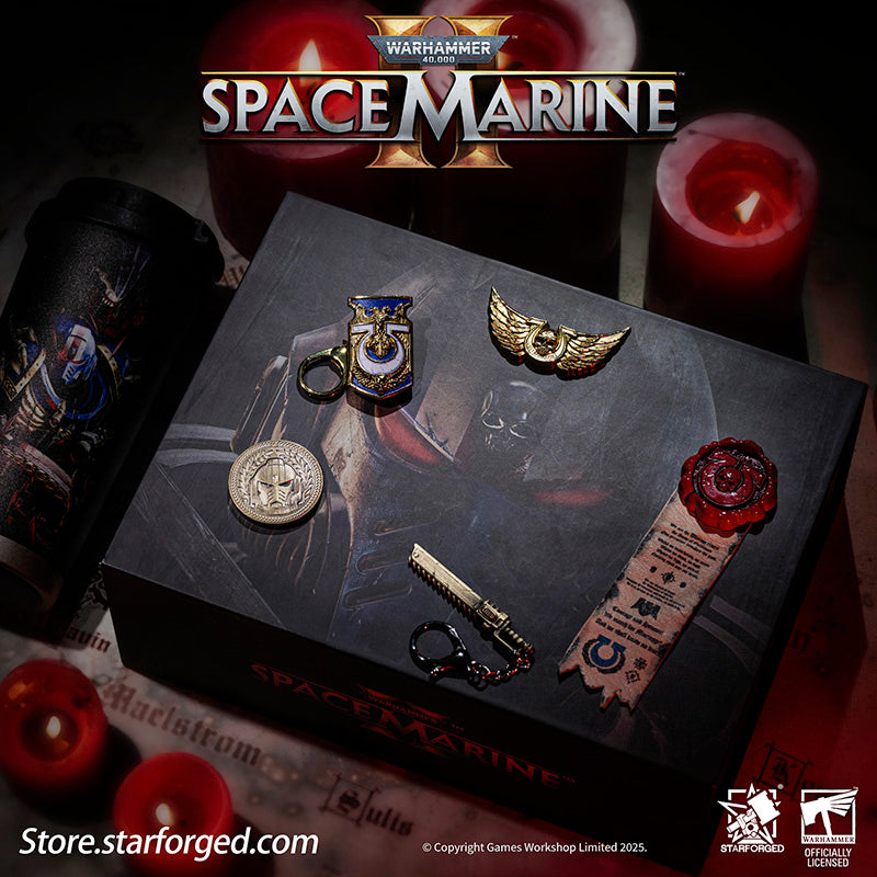 Starforged Warhammer 40K Space Marine II Gift Set Ultramarine Keychain & Water Bottle Brooch Set