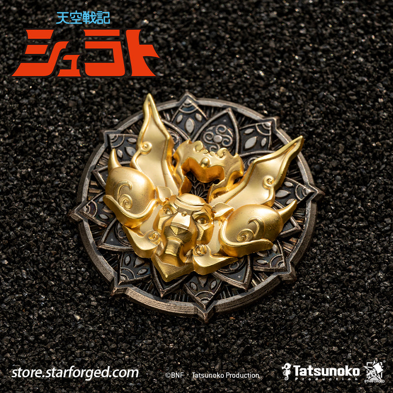 Starforged TenKuu Senki Shurato Shura King Sacred Armor Pin Badge Offical Licensed Anime Collectible Gift The iconic armor of Shura-Oh from Legend of Heavenly Sphere Shurato is distilled into a refined, understated metal brooch.  Precision-cast in carefully selected zinc alloy, it features sculpted layers, intricate details, and a finely finished texture. Free from excessive ornamentation, its minimalist armor-inspired lines express both fiery passion and unwavering conviction.  Wear it as a distinctive acc