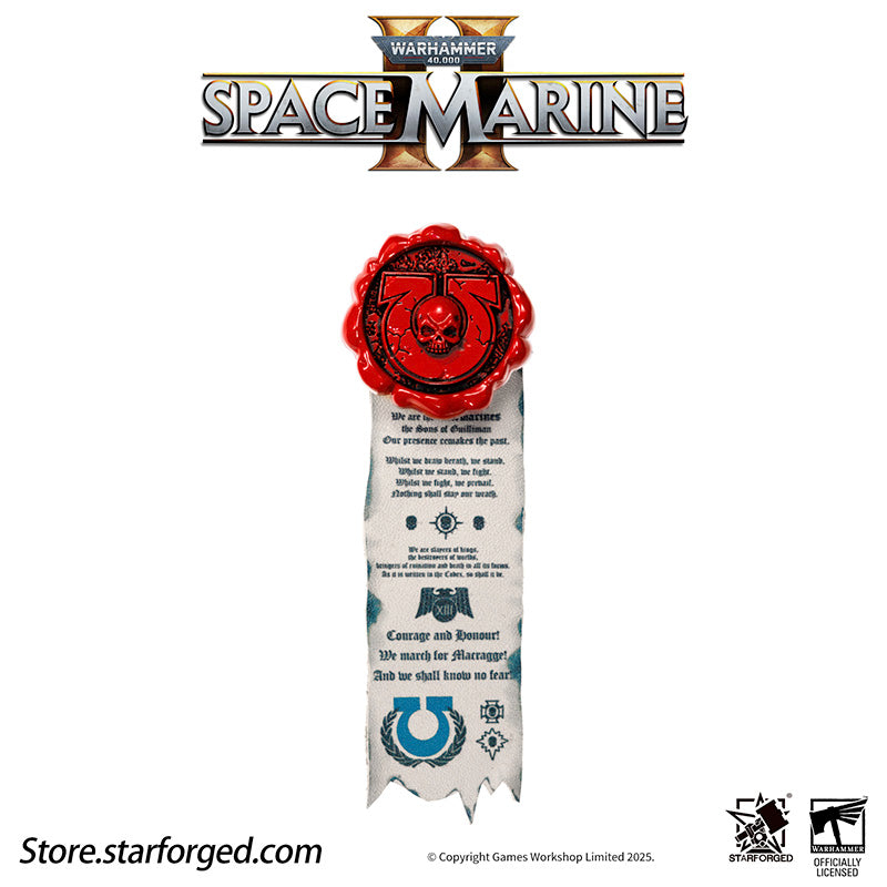 Starforged Warhammer 40K Space Marine II Gift Set Ultramarine Keychain & Water Bottle Brooch Set
