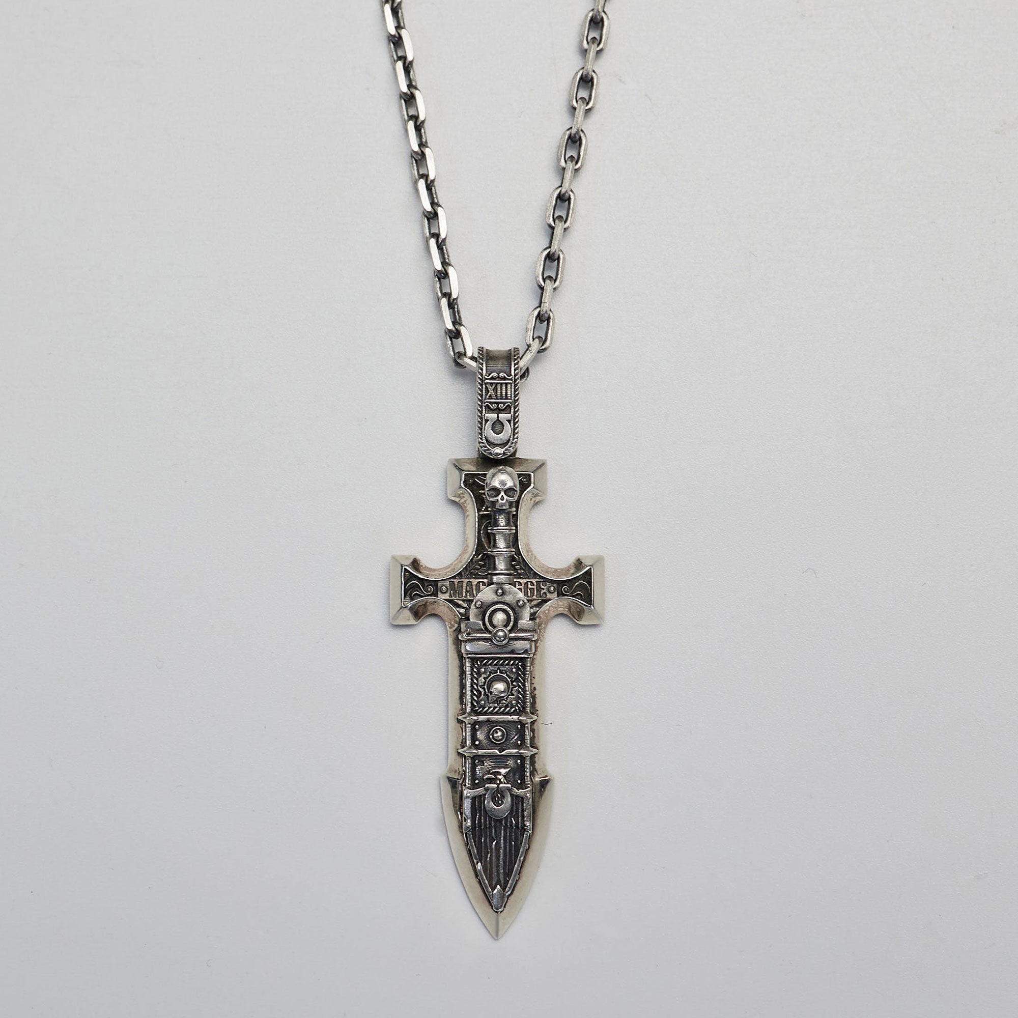 Warhammer 40K Blade of Roboute Guilliman Gladius Incandor Pendant by Starforged 