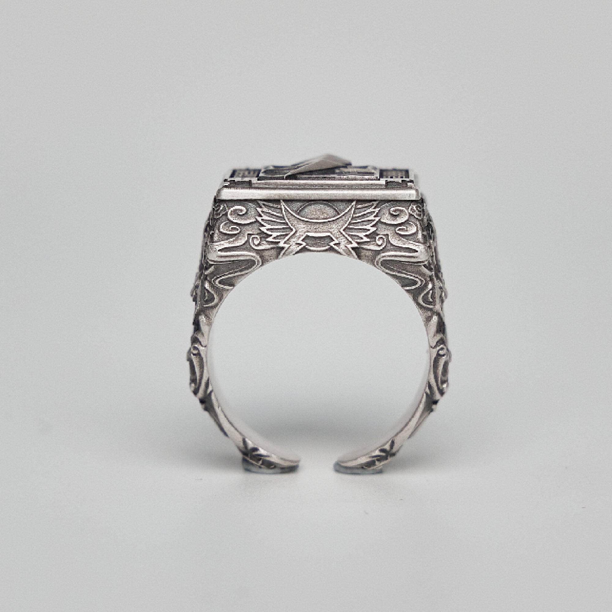 Warhammer 40K Seal of Chogoris Khanquest White Scars Jaghatai Khan Ring by Starforged